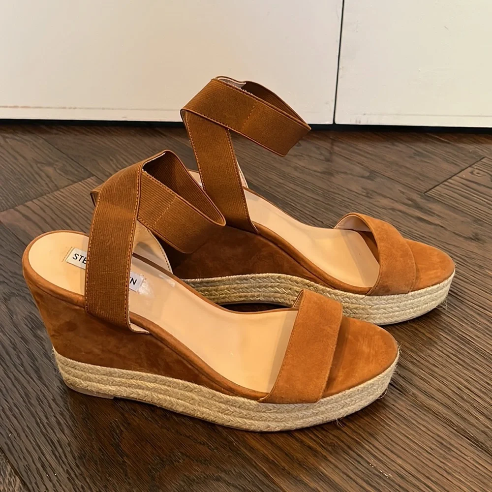 Steve Madden brown suede espadrille ankle strap platform wedge sandals Size 11
